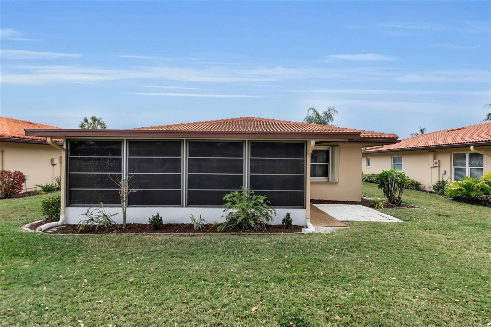 CAMBRIDGE VILLAGE - Residential