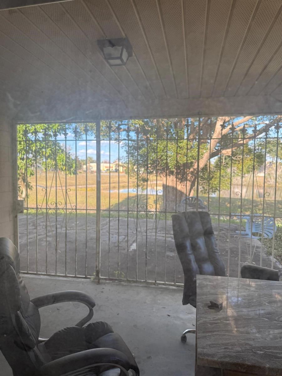 WHISPER LAKES - Residential