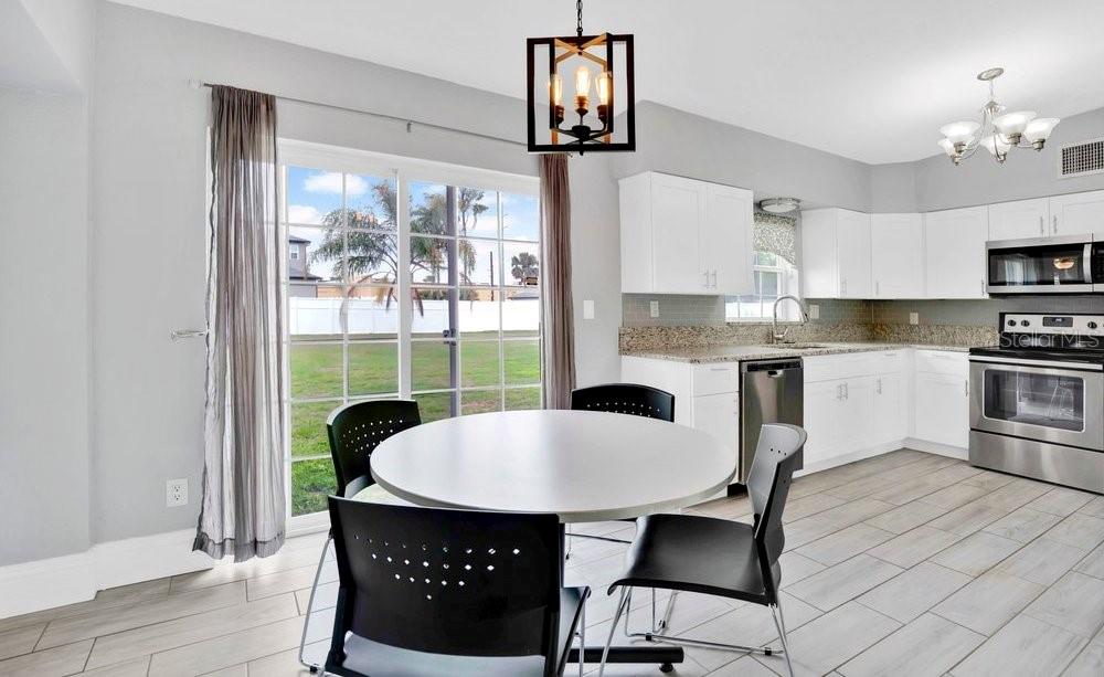 SUNSHINE GARDENS - Residential