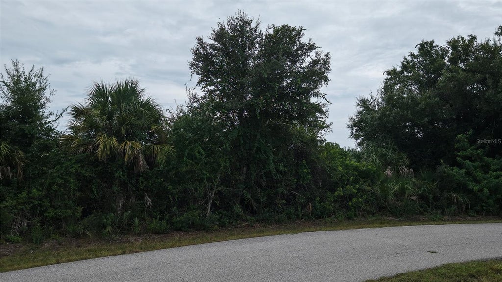 Photo of 7560 St Regis Circle, Port Charlotte, FL 33981 (MLS # TB8557527)