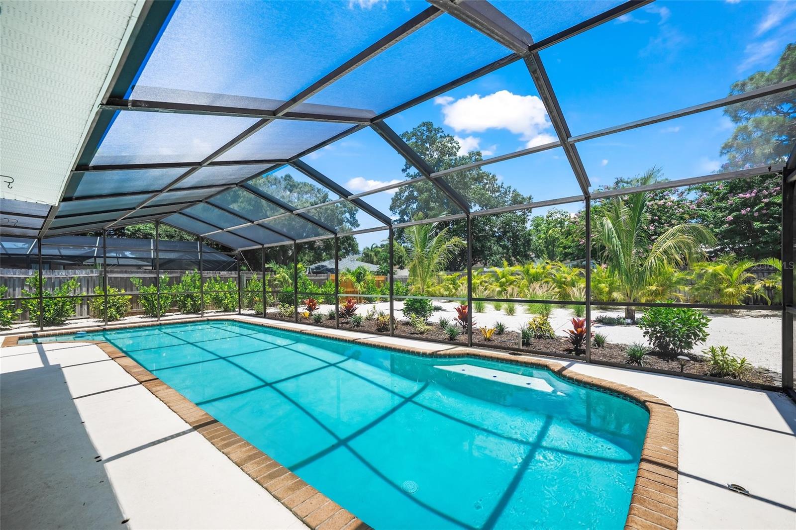 1915 38TH STREET W
