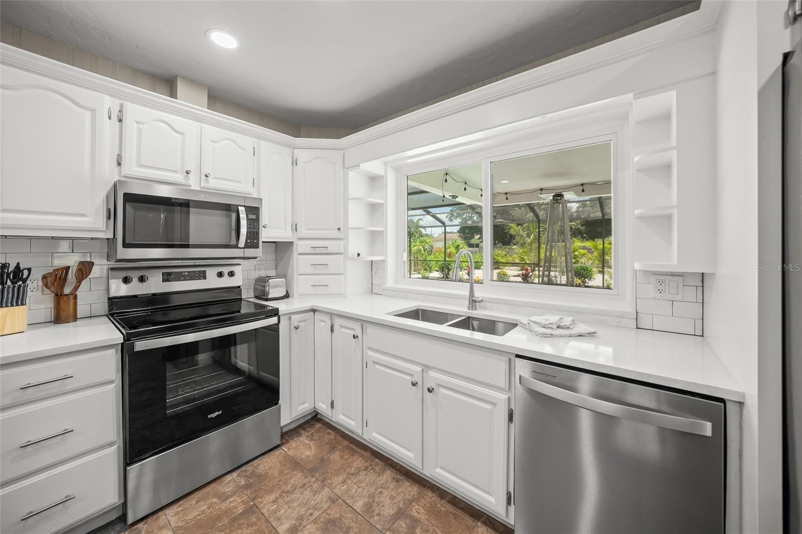 1915 38TH STREET W