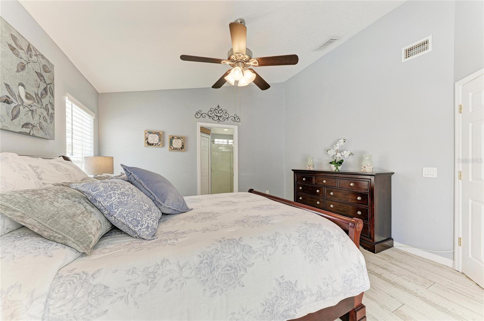 PARKSIDE - Residential