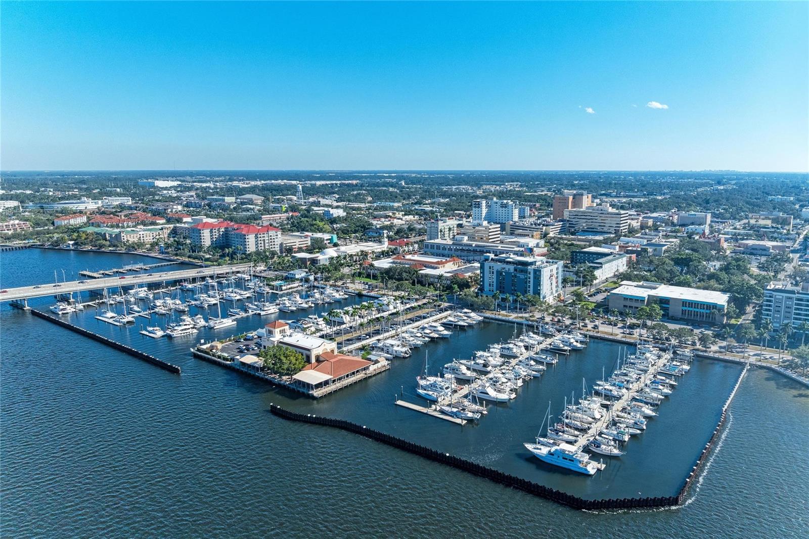 PARKSIDE - Residential