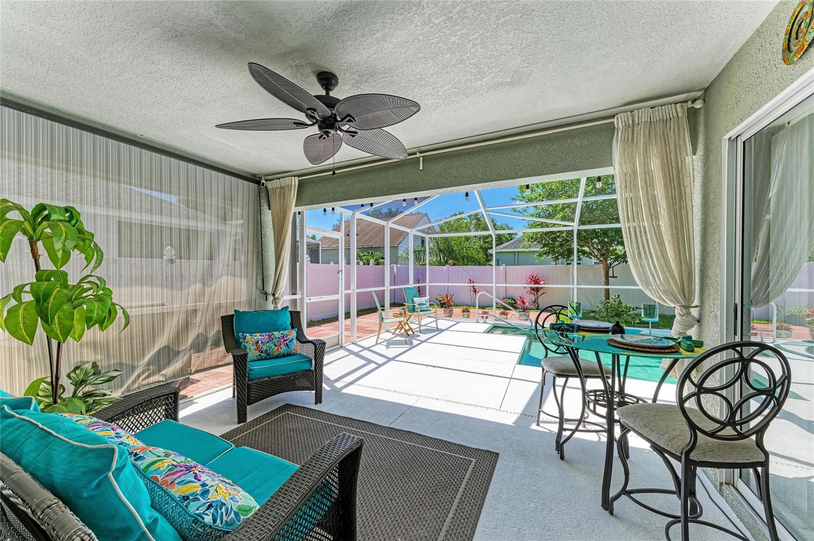 PARKSIDE - Residential