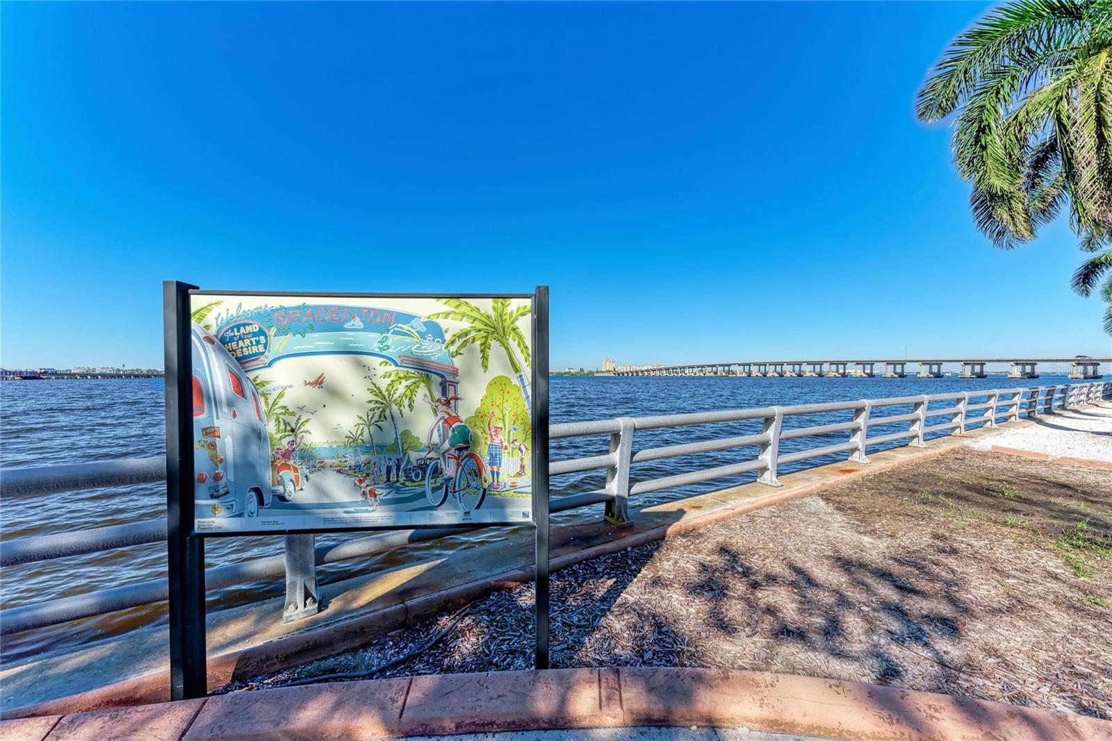 PARKSIDE - Residential