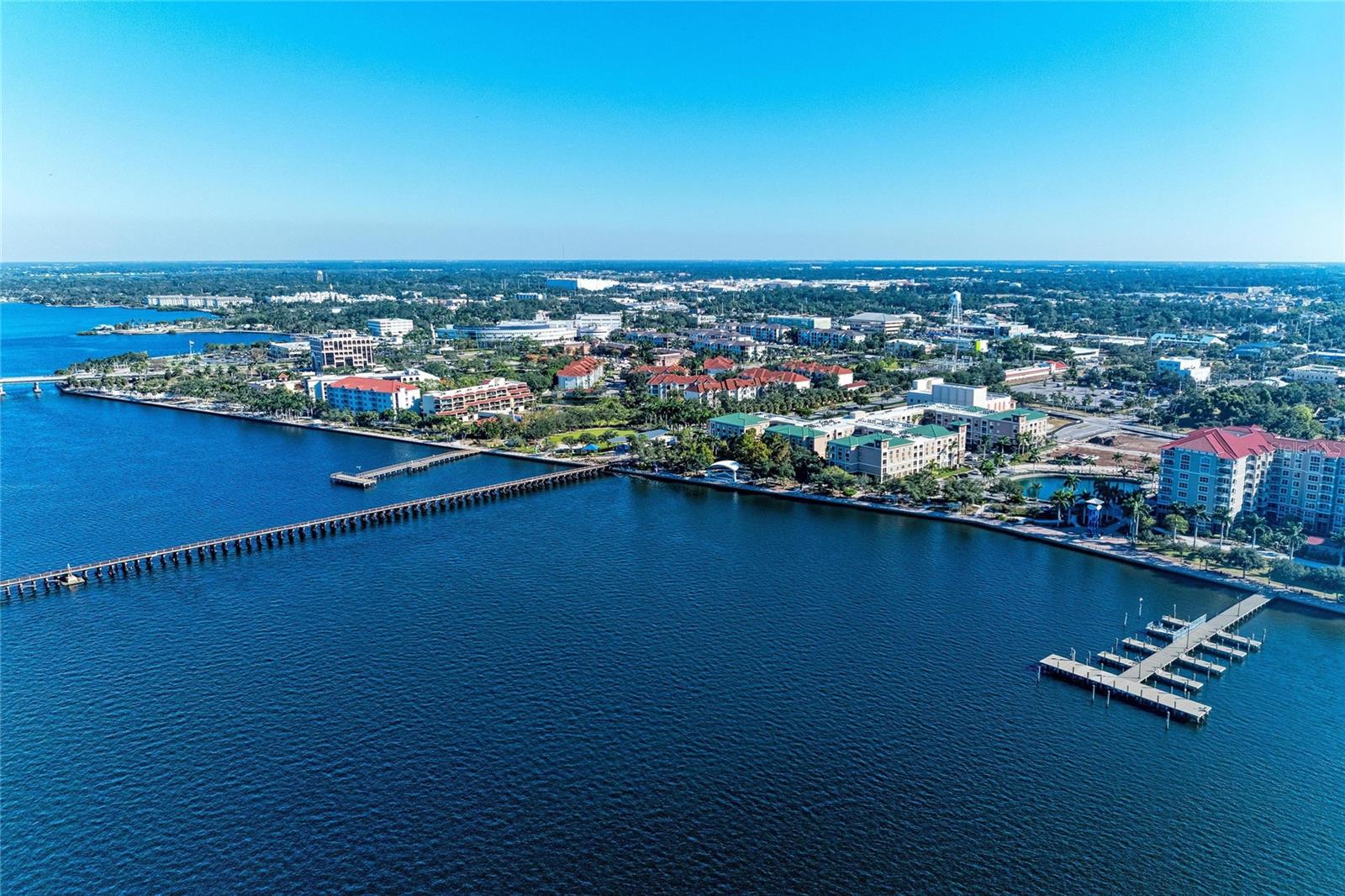 PARKSIDE - Residential