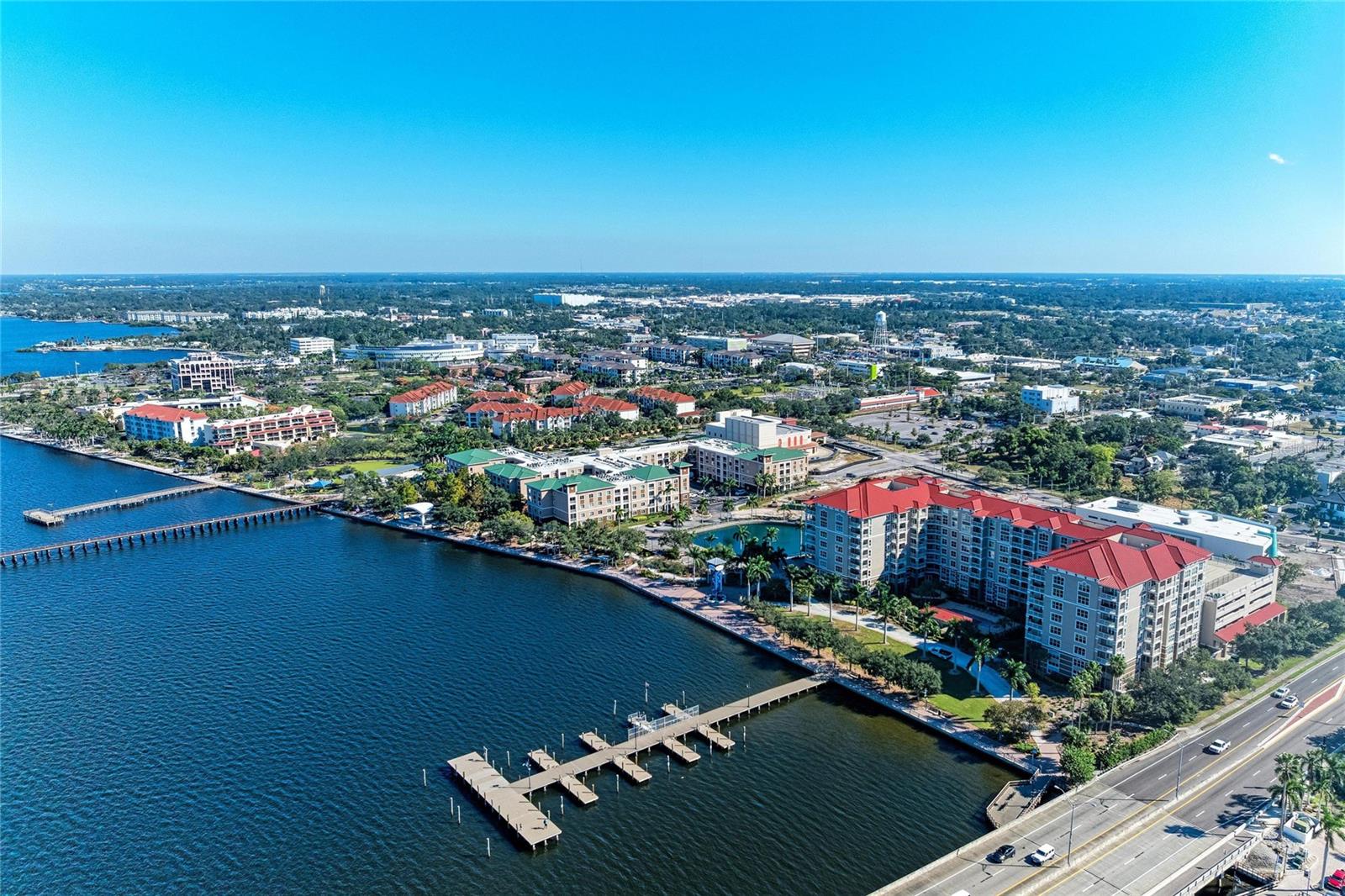 PARKSIDE - Residential