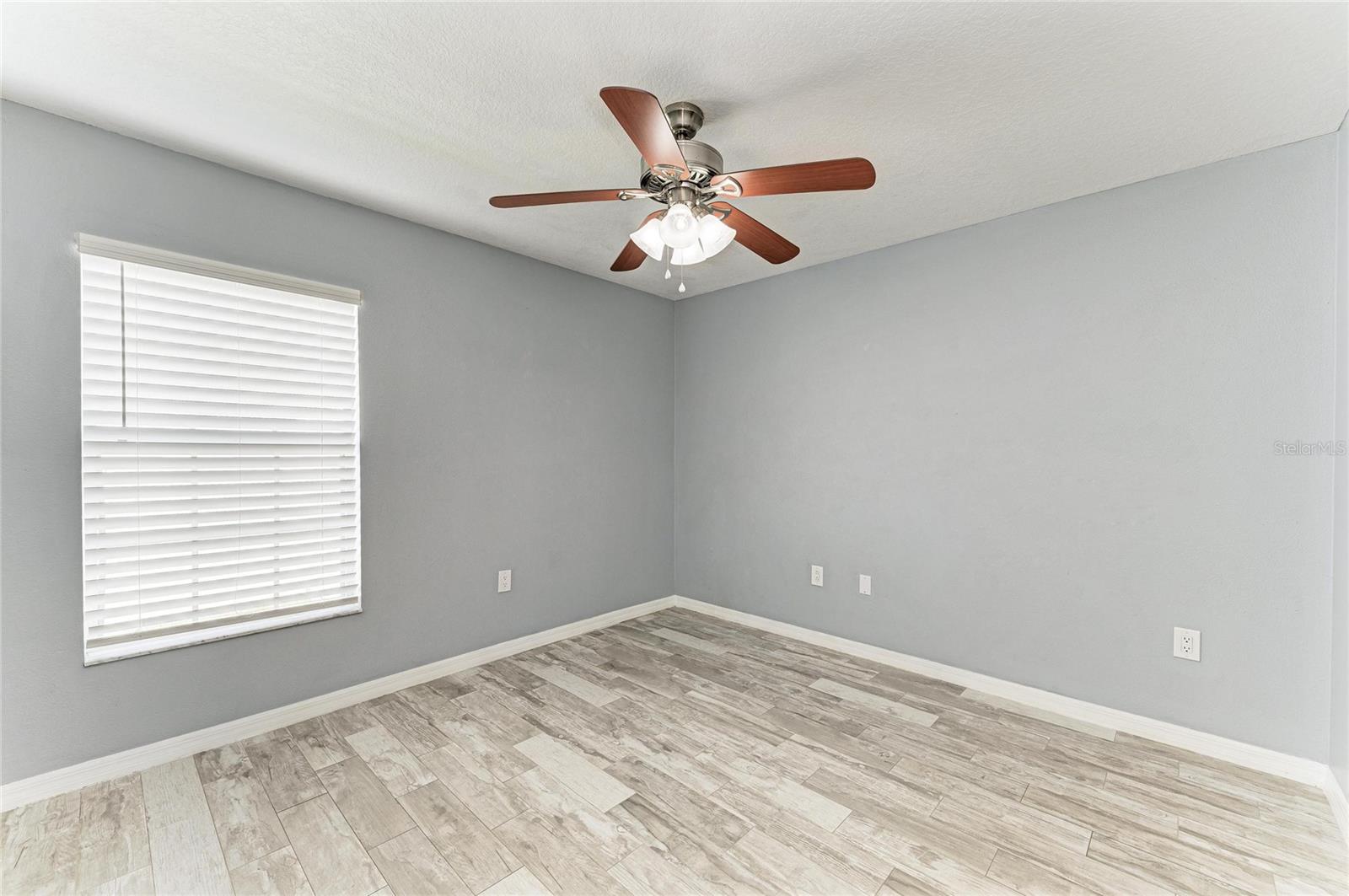 PARKSIDE - Residential