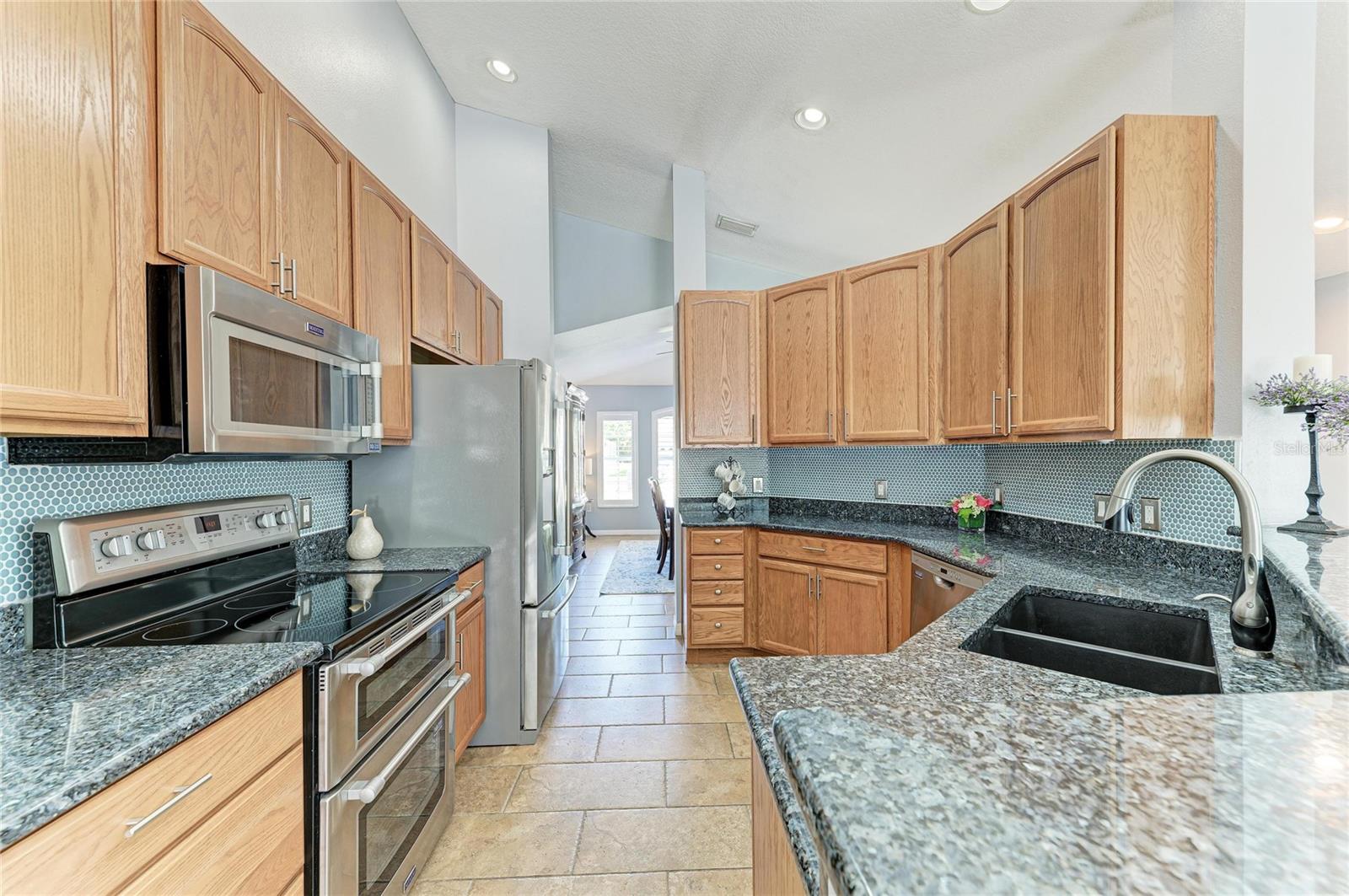 PARKSIDE - Residential