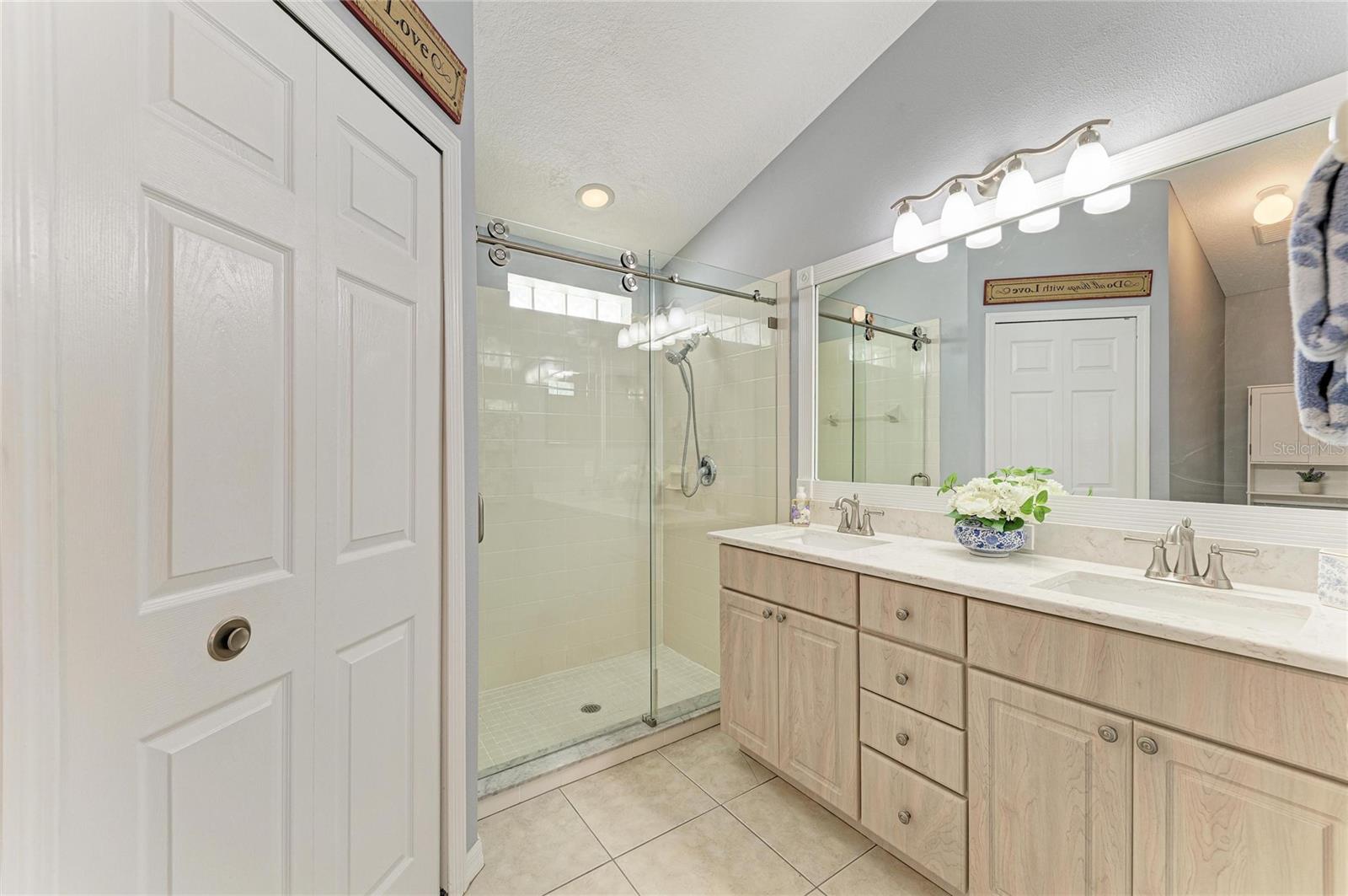 PARKSIDE - Residential