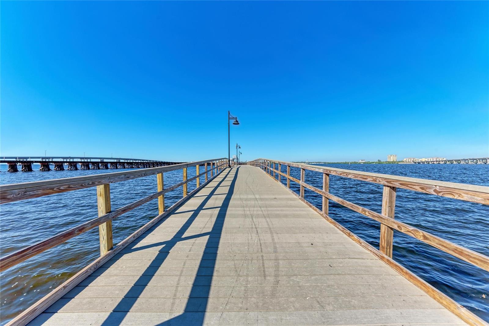 PARKSIDE - Residential