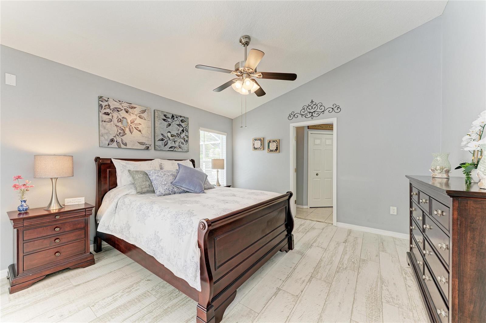 PARKSIDE - Residential