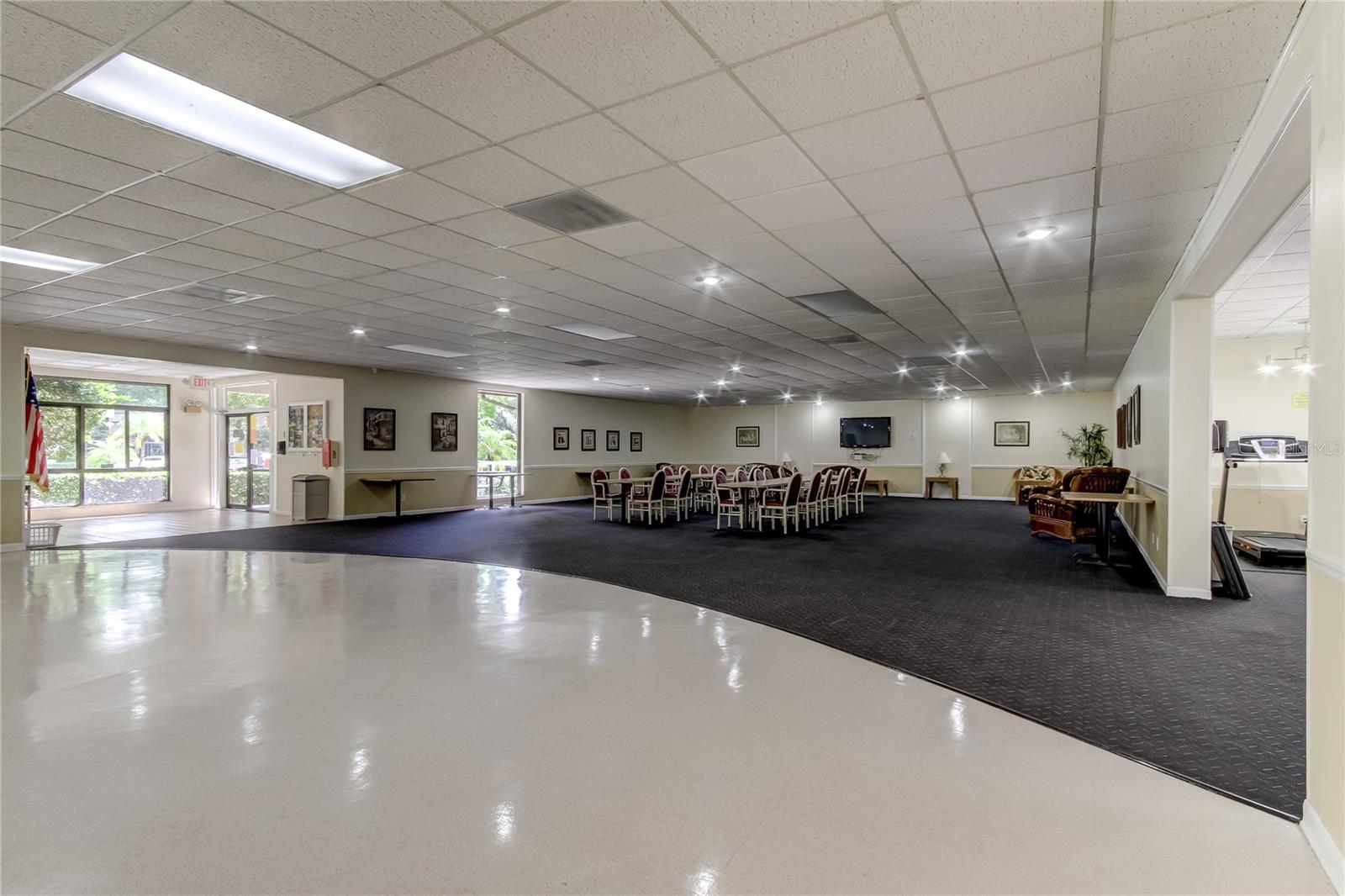 FOX CHASE WEST CONDO - Residential