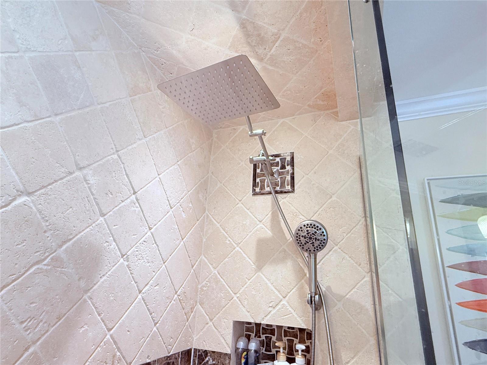 KENSINGTON AT EASTWOOD - Residential