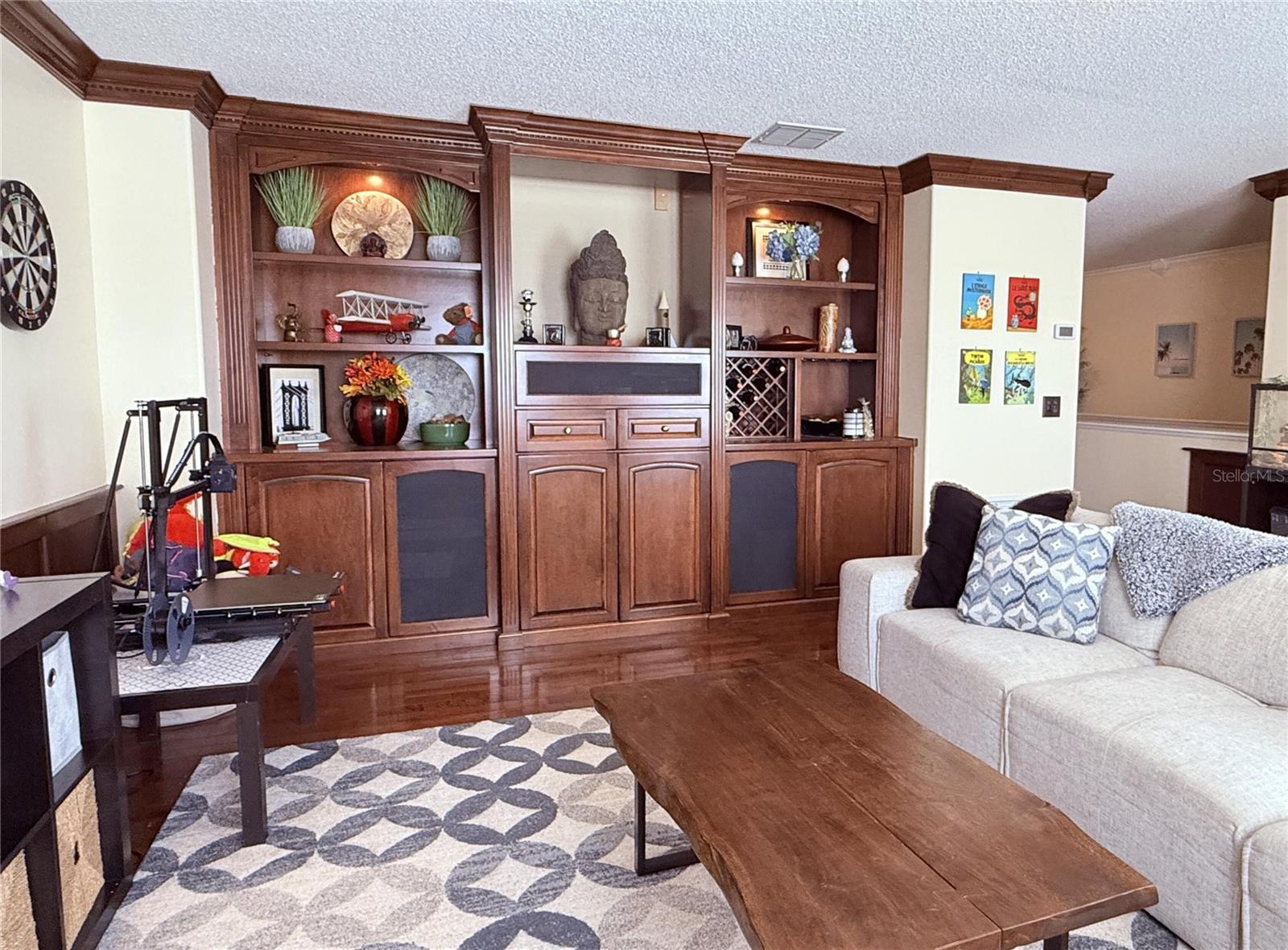 KENSINGTON AT EASTWOOD - Residential