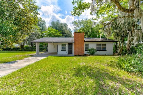 Photo of 705 S Clara Avenue, Deland, FL 32720 (MLS # V4949697)