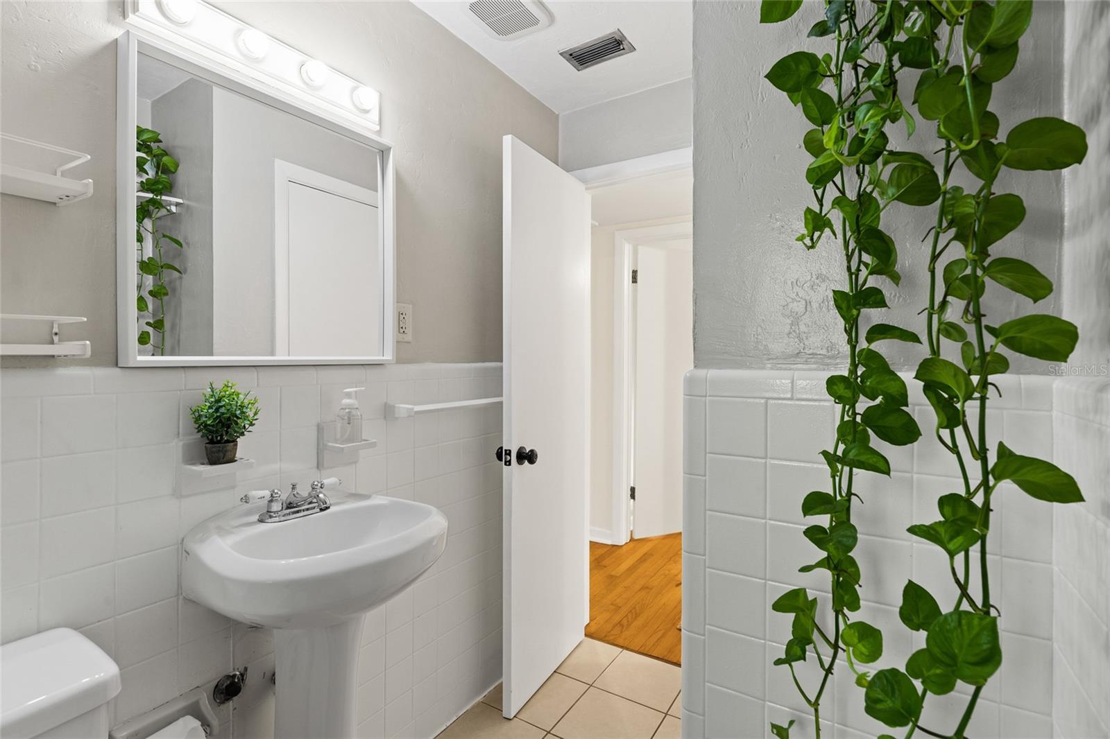 ANGLEWOOD REP - Residential