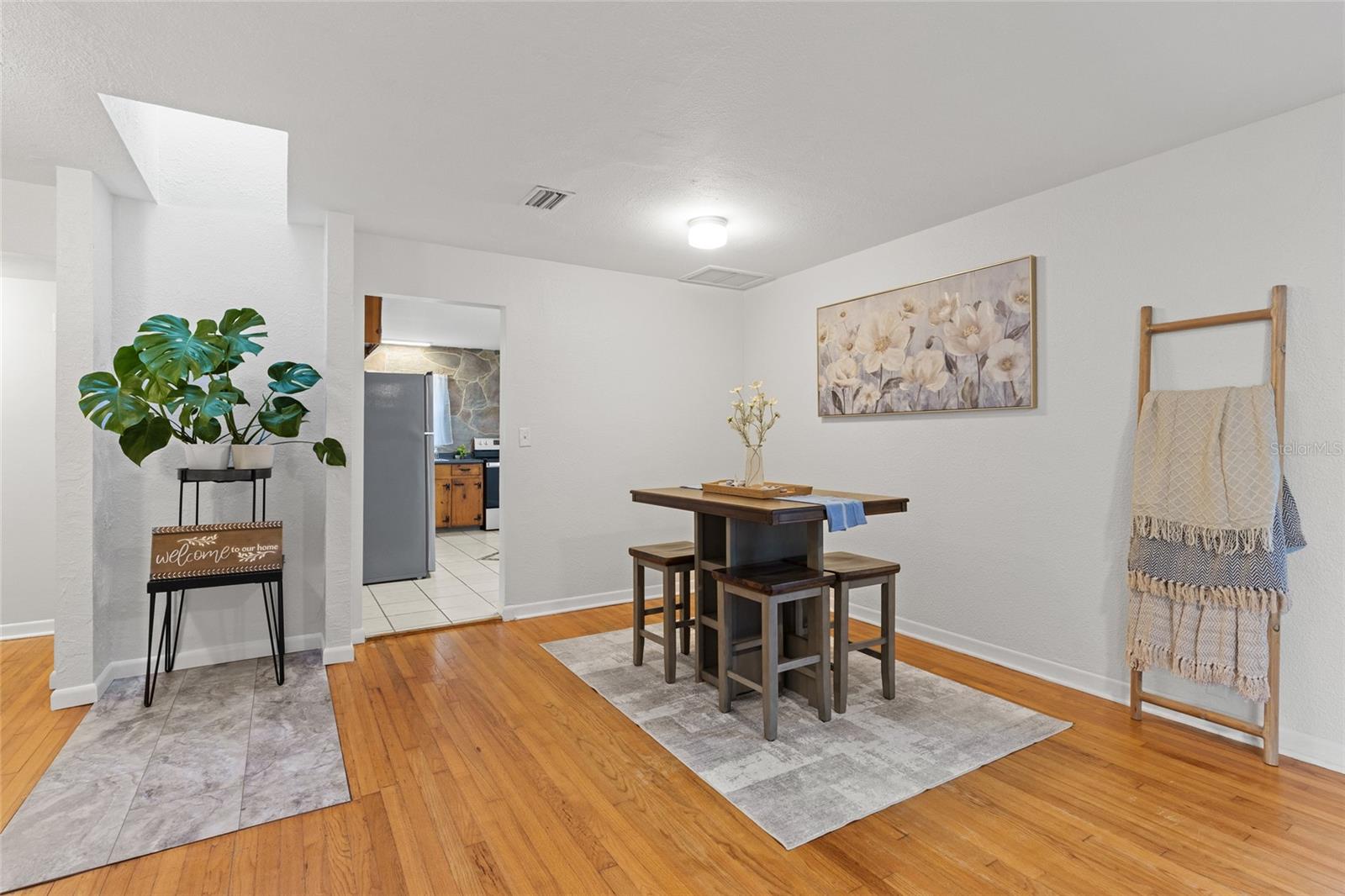 ANGLEWOOD REP - Residential