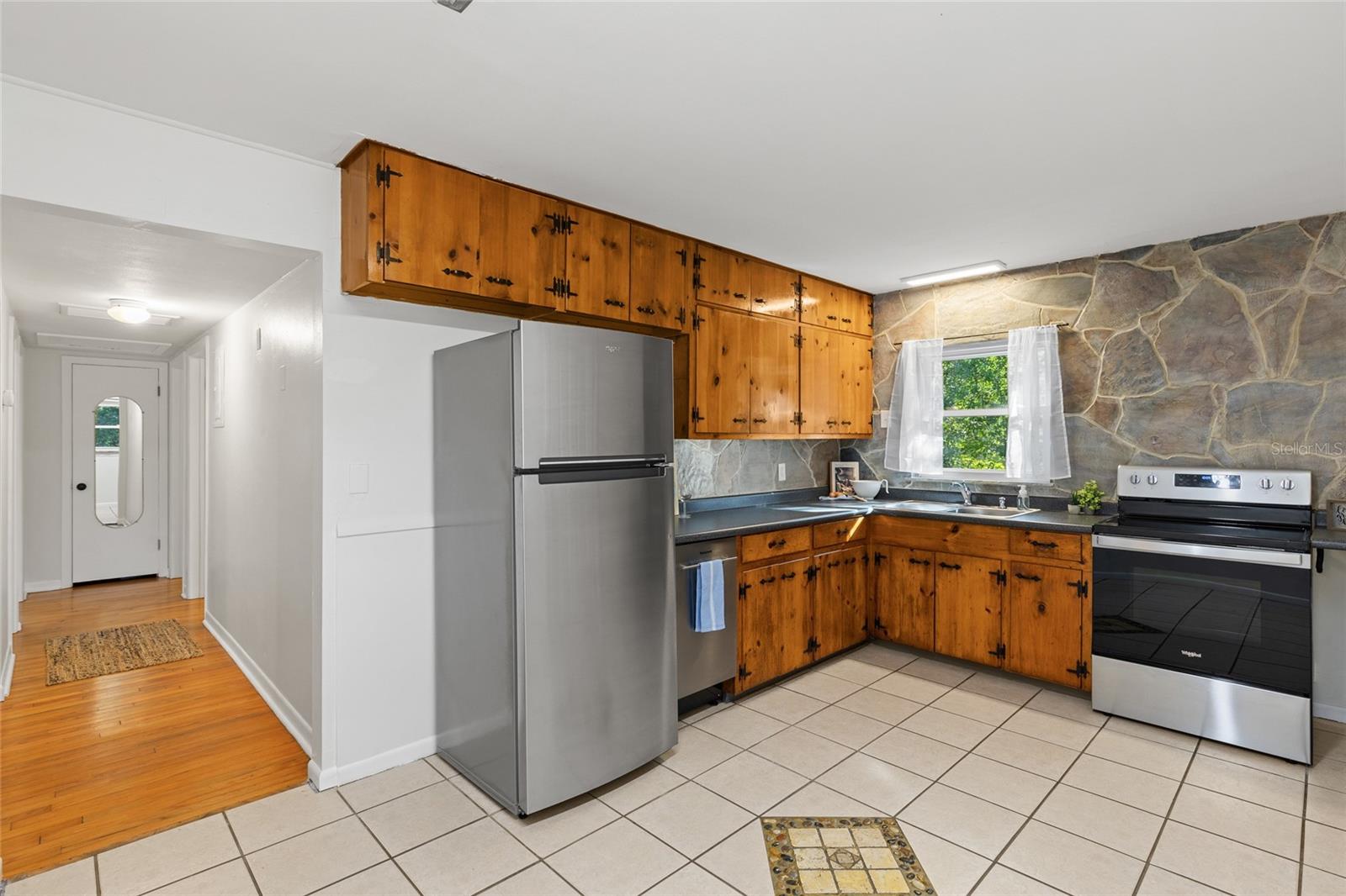 ANGLEWOOD REP - Residential