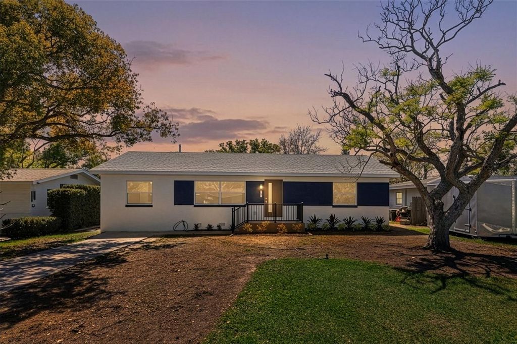 Photo of 2221 Terrace Drive N, Clearwater, FL 33765 (MLS # TB8484442)