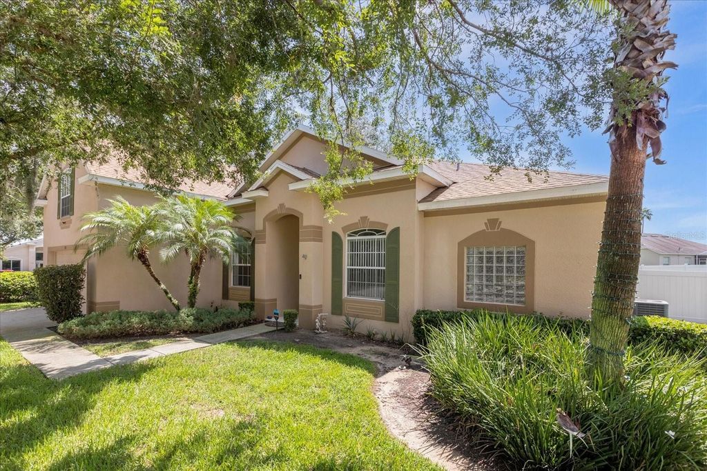 Photo of 100 Hollybrook Court, Davenport, FL 33897 (MLS # G5107599)