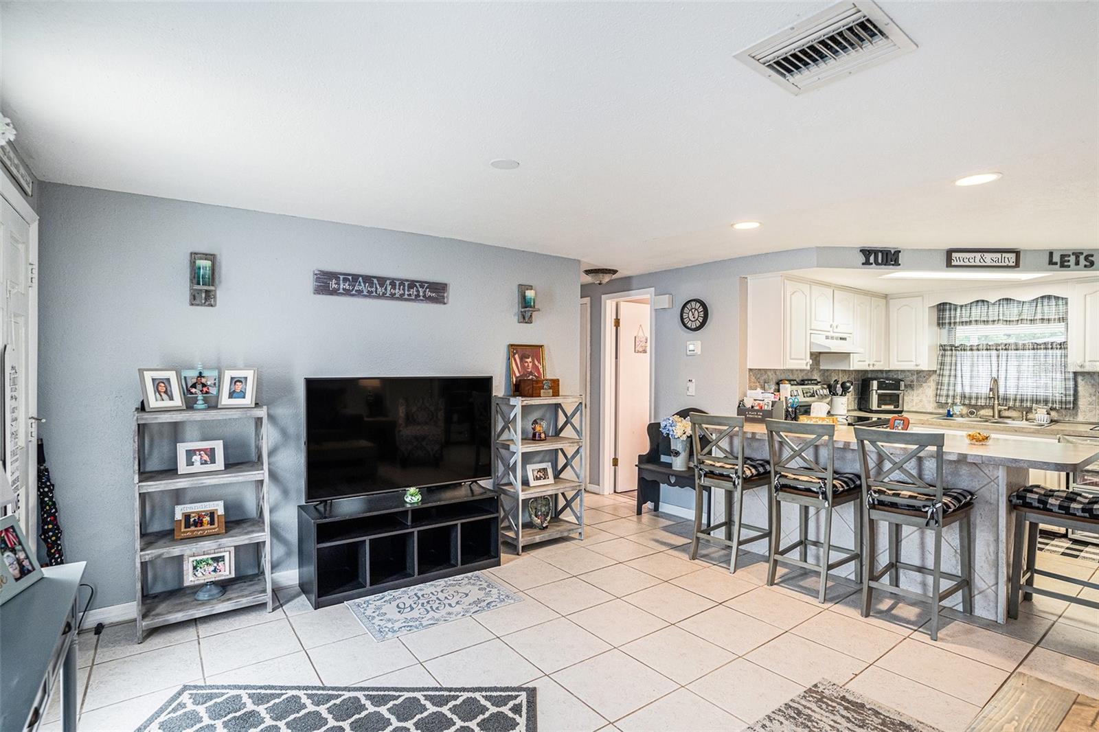 HOLIDAY LAKE ESTATES - Residential
