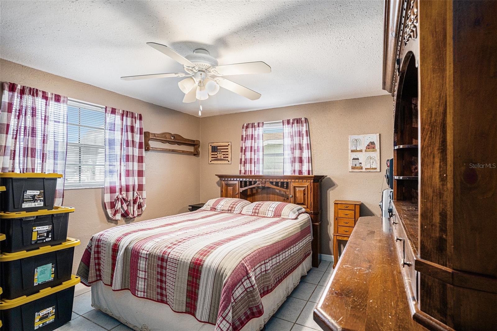 HOLIDAY LAKE ESTATES - Residential