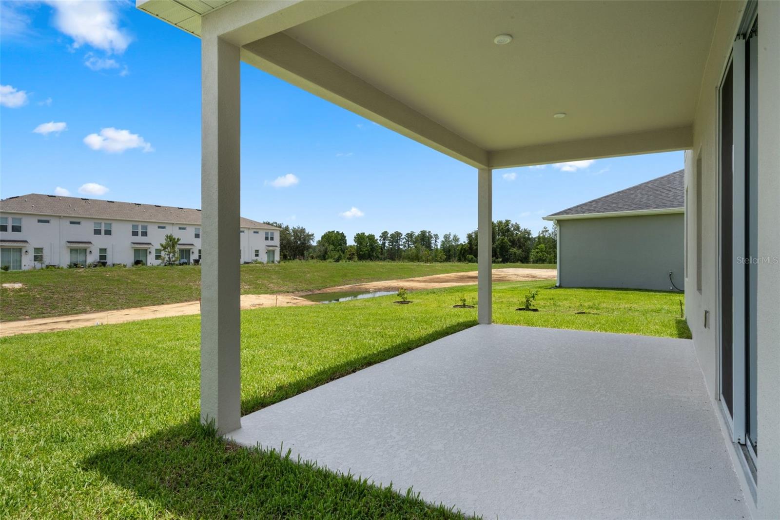2372 ORCHID DRIVE