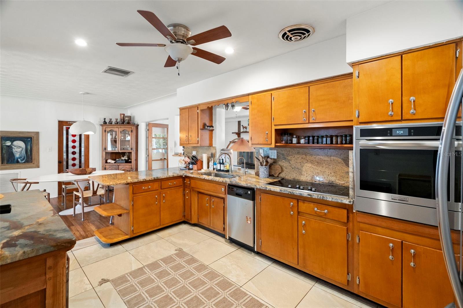 CENTRAL PASADENA - Residential