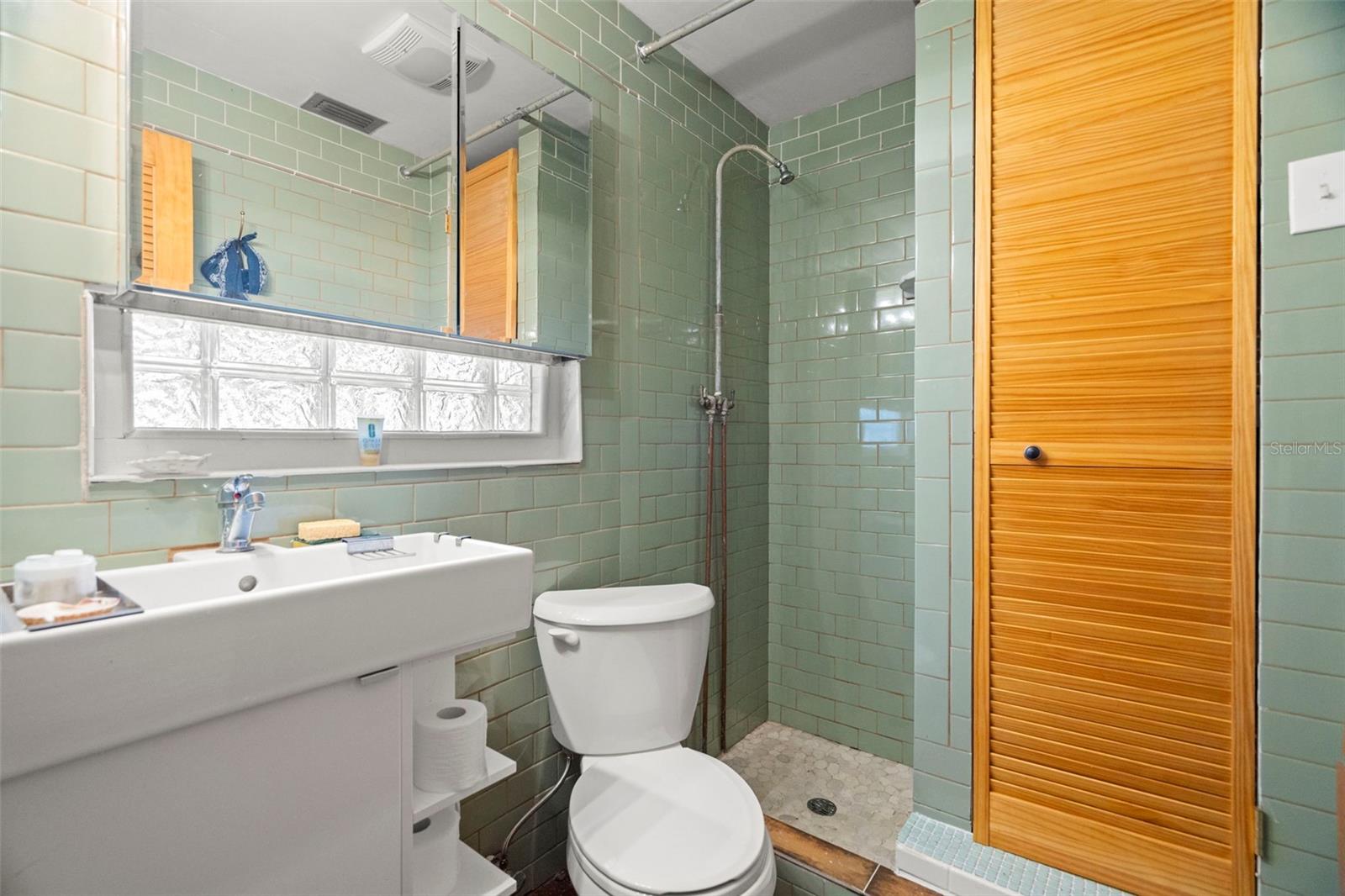 CENTRAL PASADENA - Residential