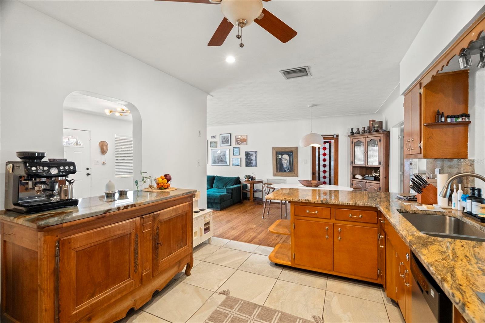 CENTRAL PASADENA - Residential