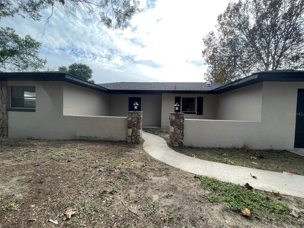 Photo of 7334 E Applewood Drive, Inverness, FL 34450 (MLS # OM721977)