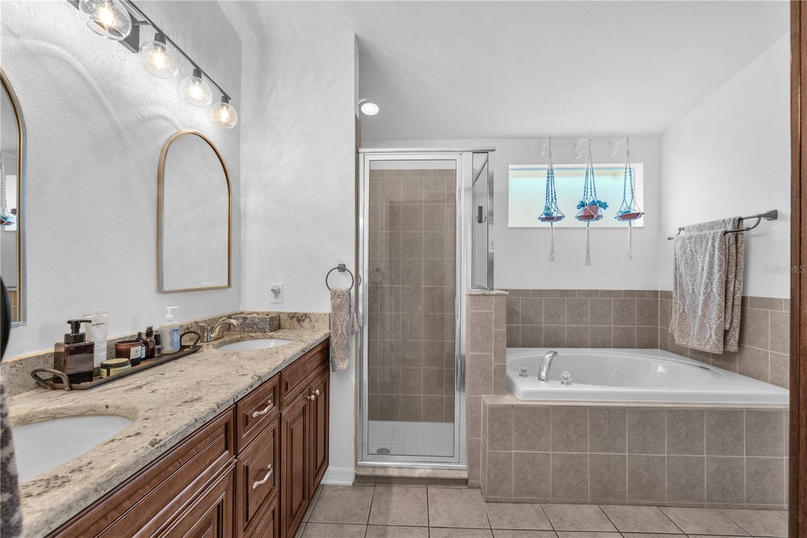 FISHHAWK RANCH PH 2 PRCL - Residential
