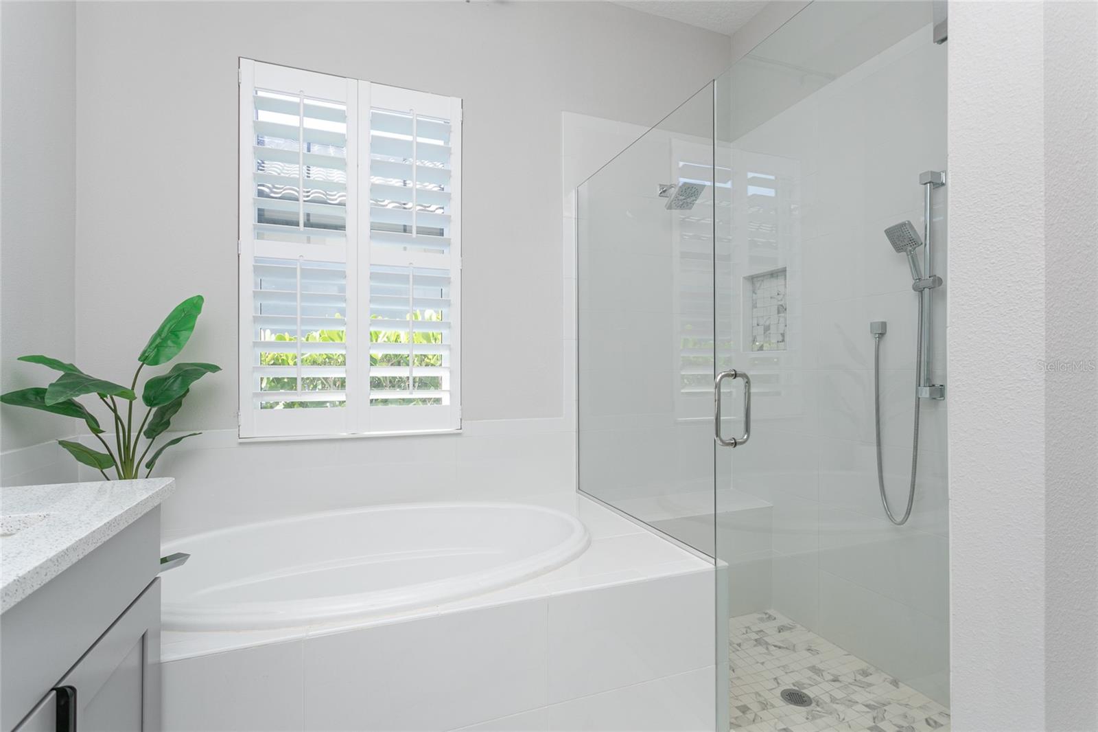 BELLACINA BY CASEY KEY PH 3 - Residential