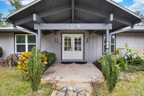 A home in LONGWOOD