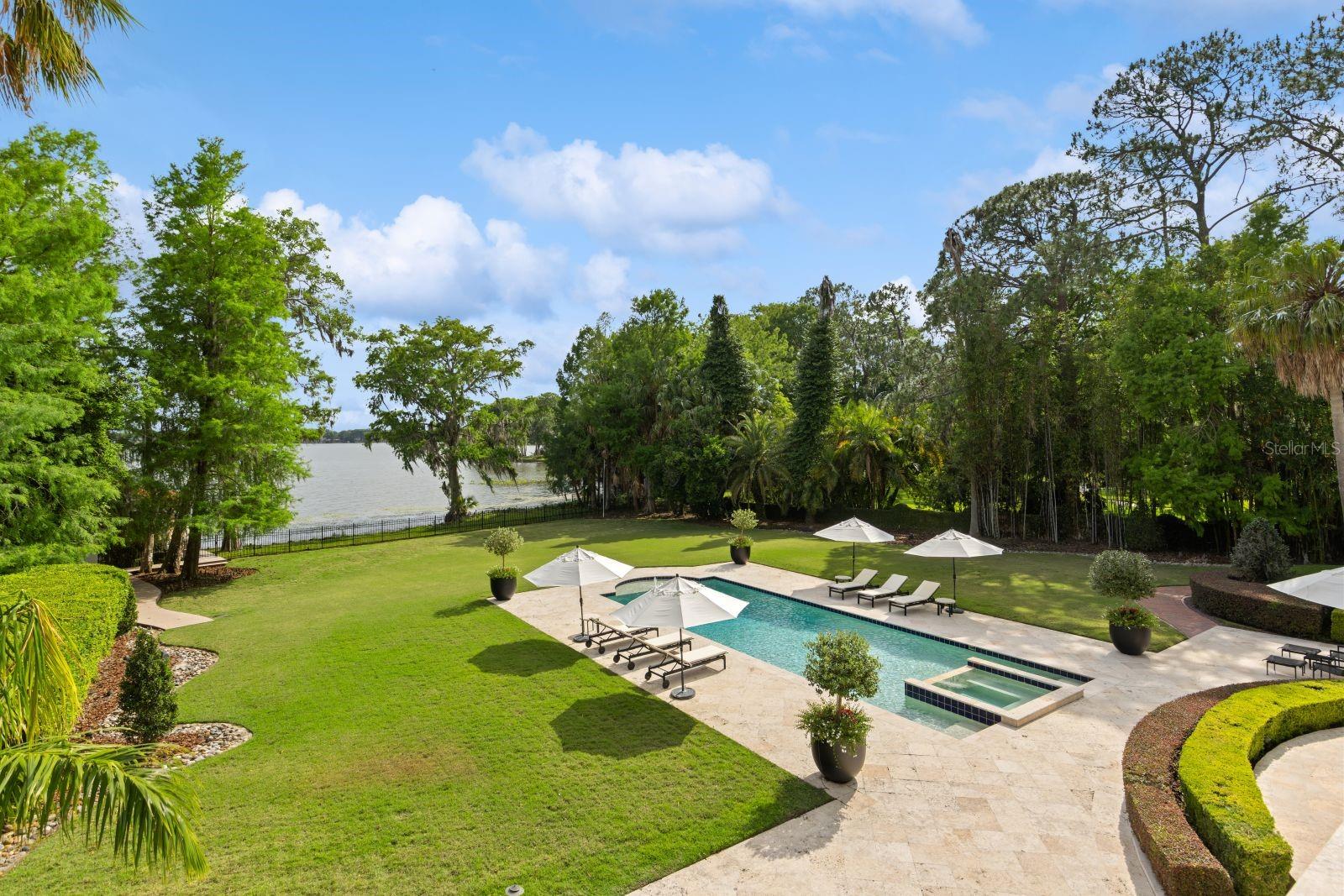 ADAMS GROVE - Residential