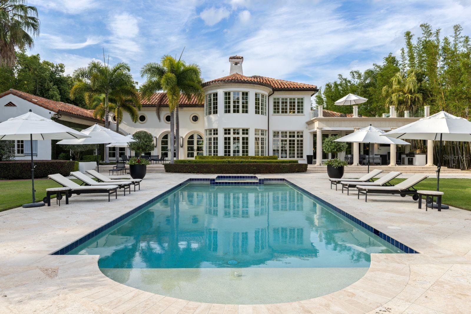 ADAMS GROVE - Residential