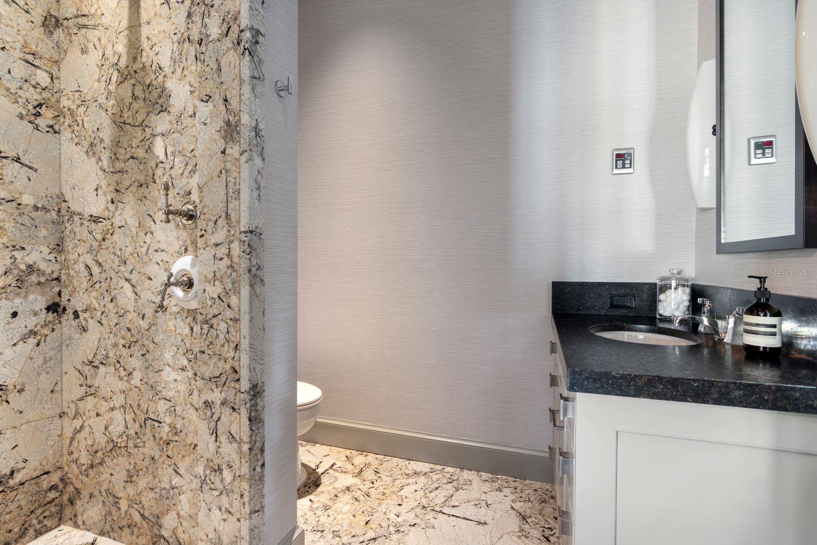 ADAMS GROVE - Residential