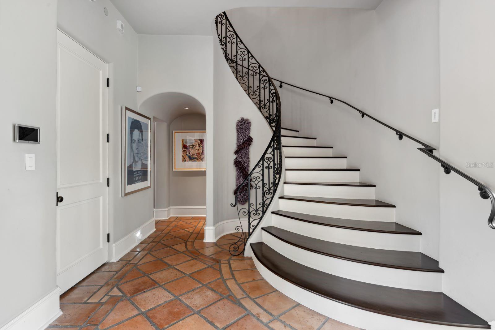 ADAMS GROVE - Residential