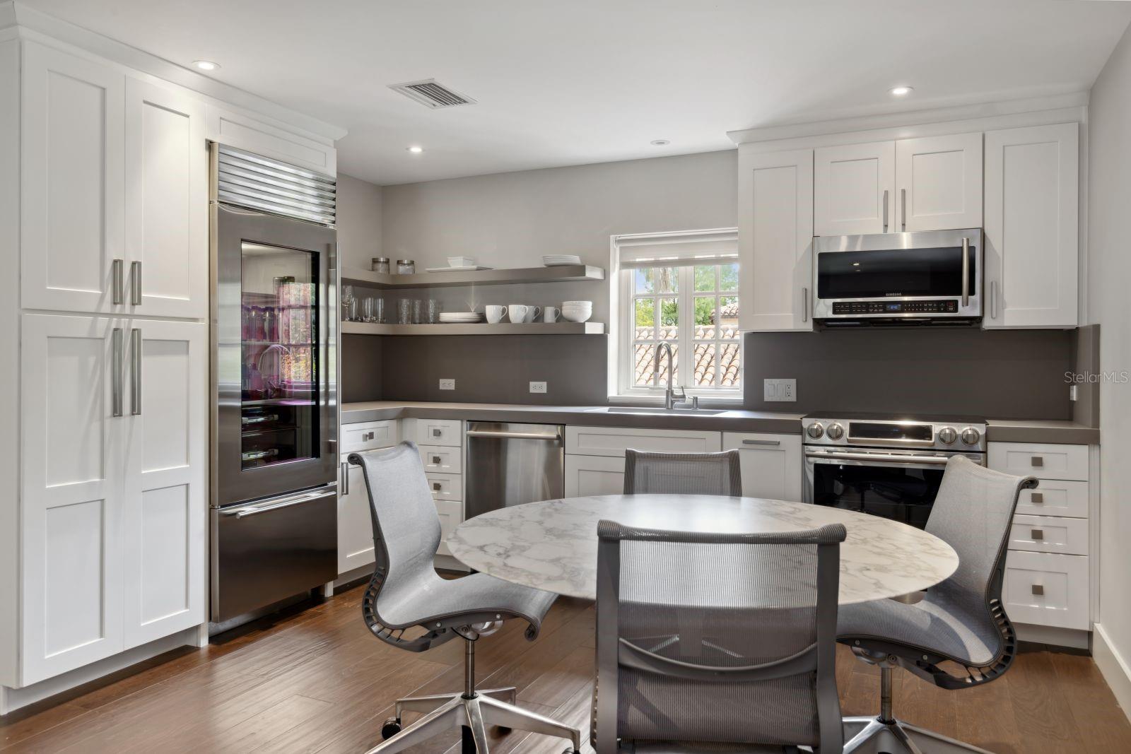 ADAMS GROVE - Residential