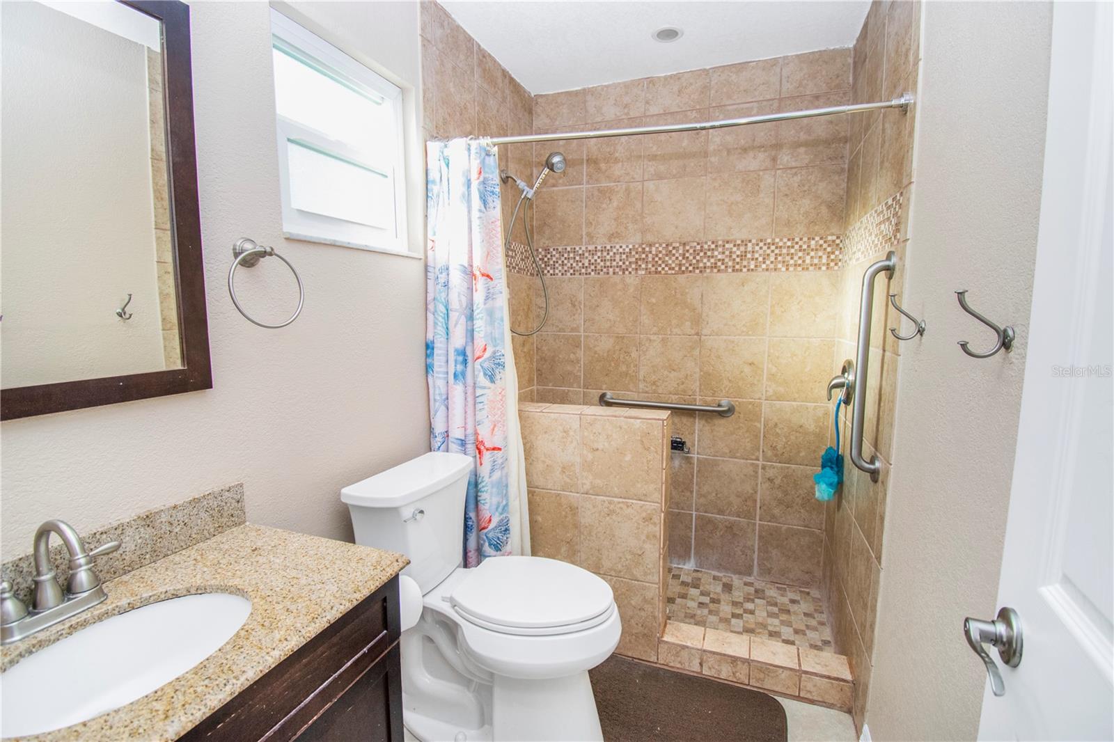 LAKE SARASOTA - Residential