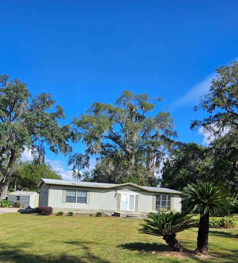 A home in BELLEVIEW