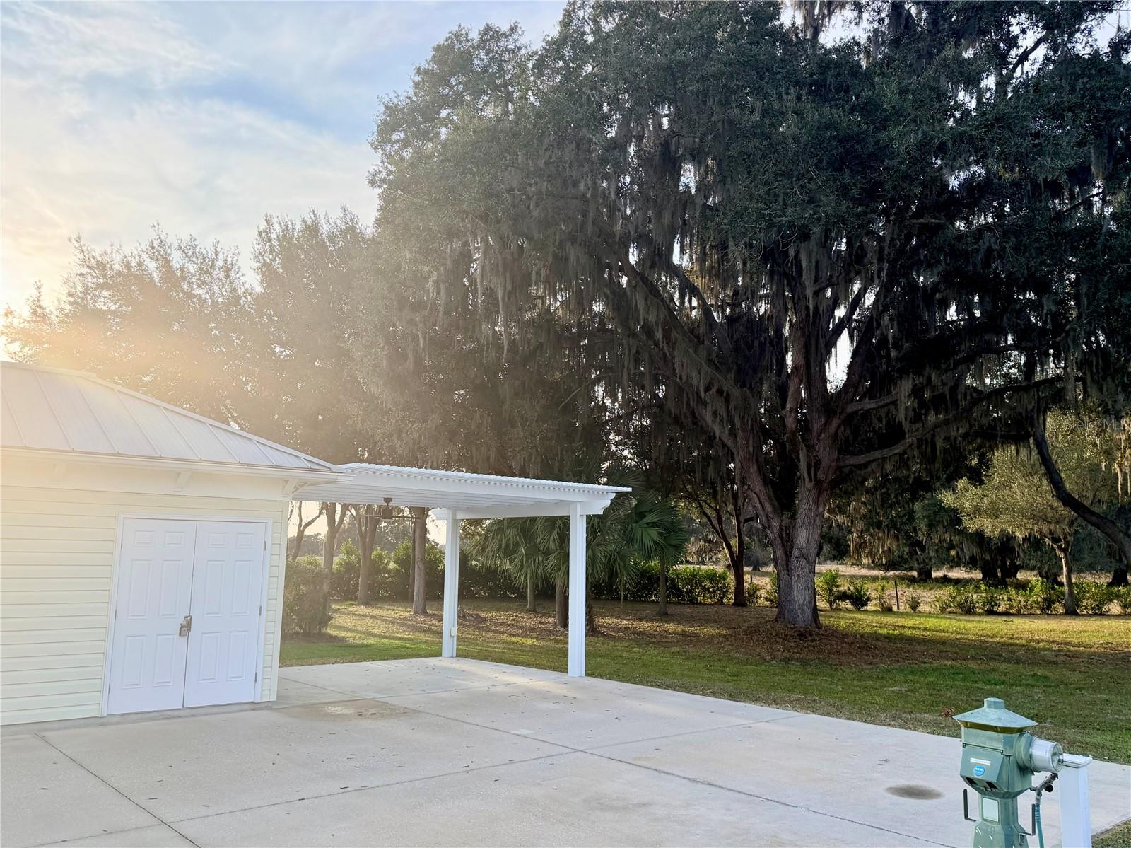 FLORIDA GRANDE MOTOR COACH RESIDENCE - Land