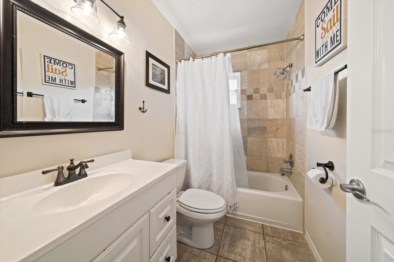 SEMINOLE GROVE ESTATES WEST ADD - Residential Lease