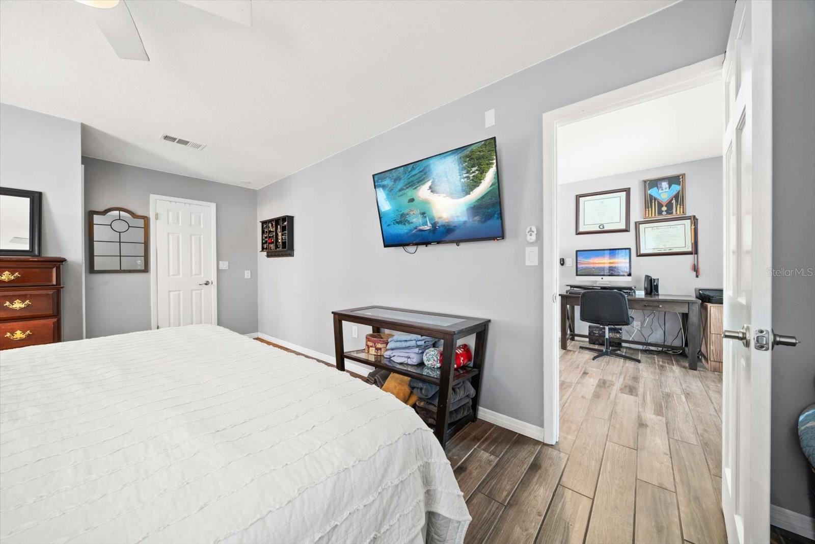 SEMINOLE GROVE ESTATES WEST ADD - Residential Lease