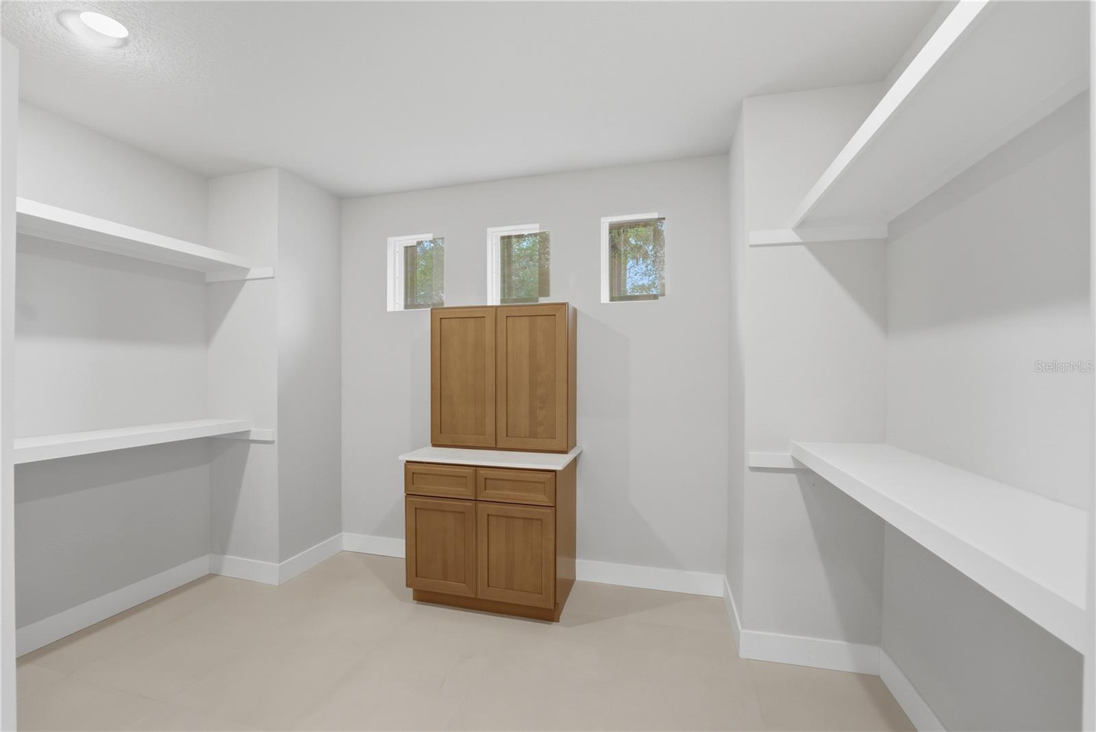 REGAL POINT ESTATES UNIT 1 - Residential