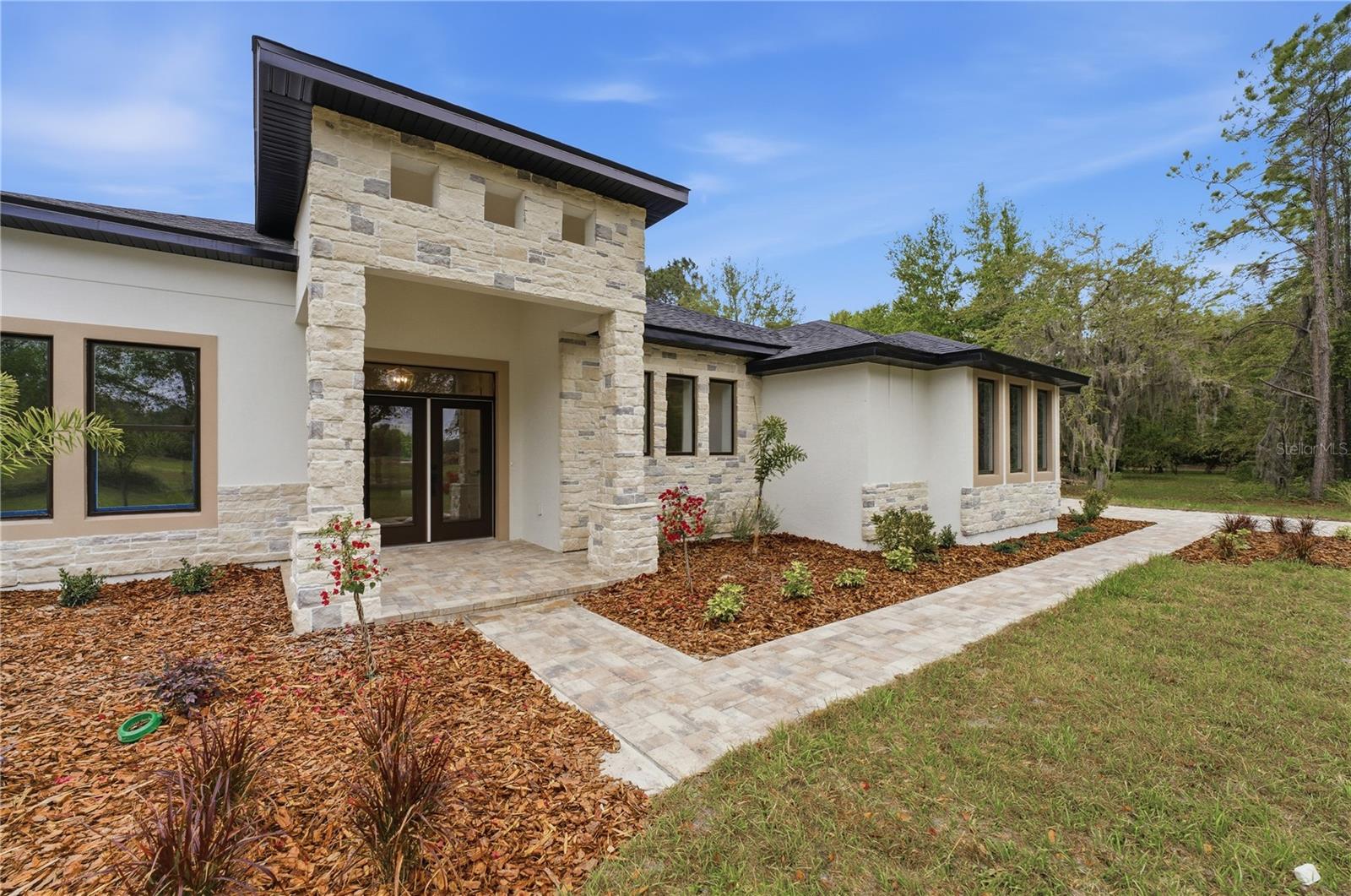 REGAL POINT ESTATES UNIT 1 - Residential