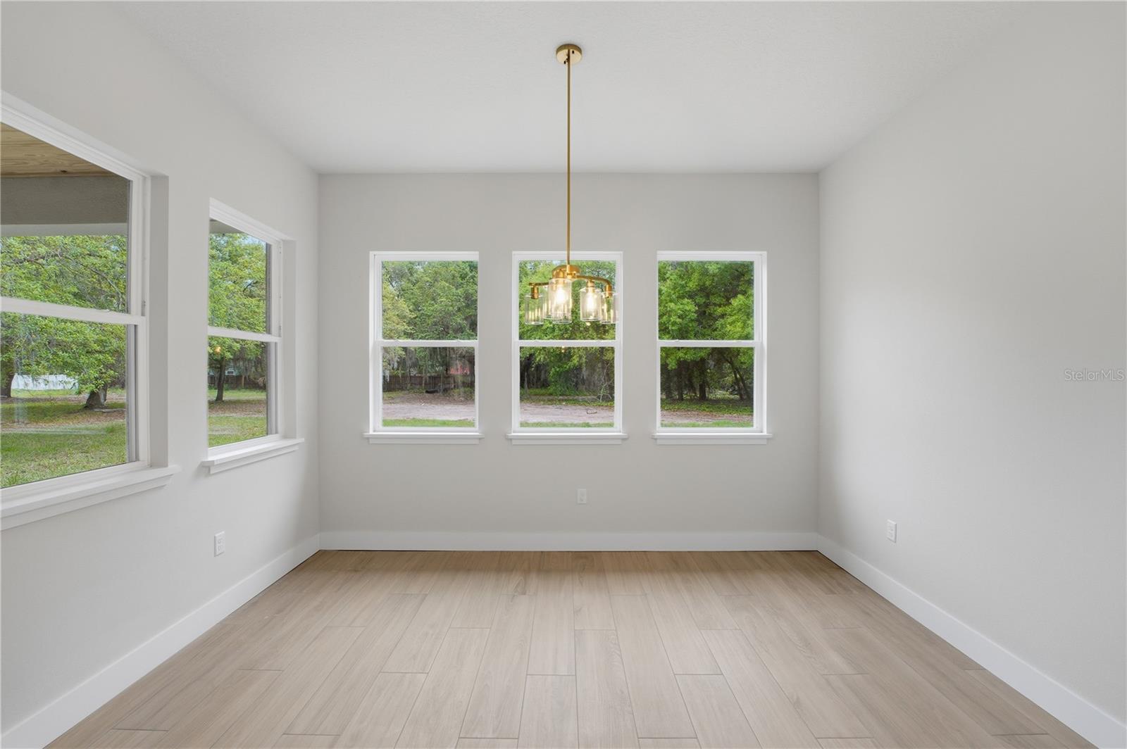 REGAL POINT ESTATES UNIT 1 - Residential