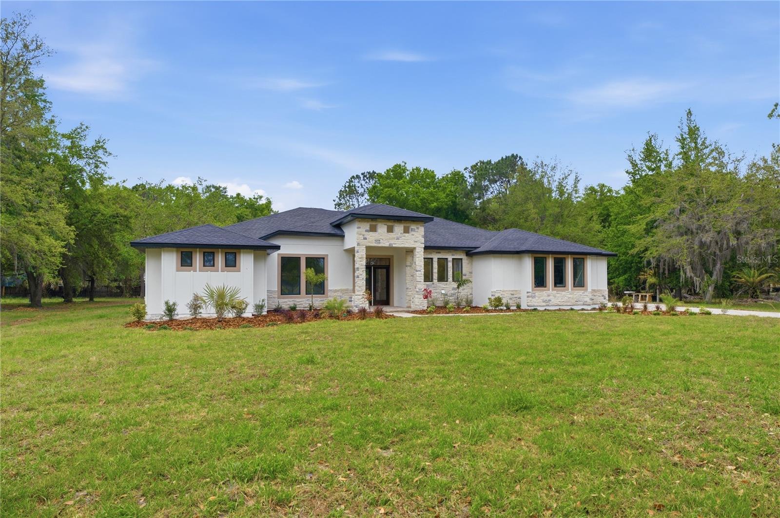 REGAL POINT ESTATES UNIT 1 - Residential